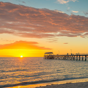 Ao Shun Australia - Adelaide Beach