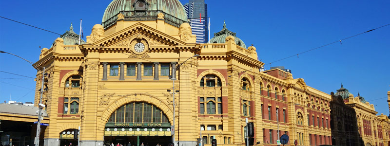Ao Shun Australia - Melbourne Flinders Station